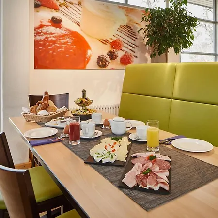 Szálloda Campus.guest 3*